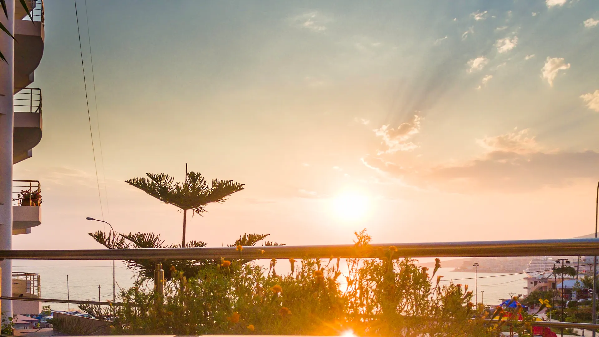 Hotel Oasis Saranda Albánia
