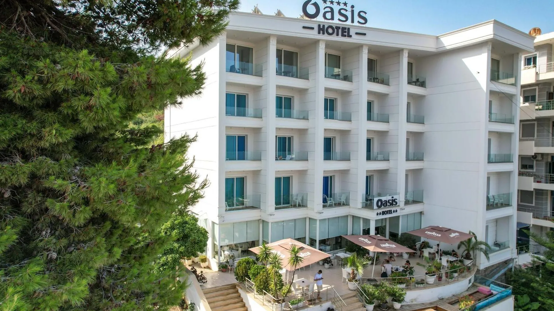 סרנדה Hotel Oasis