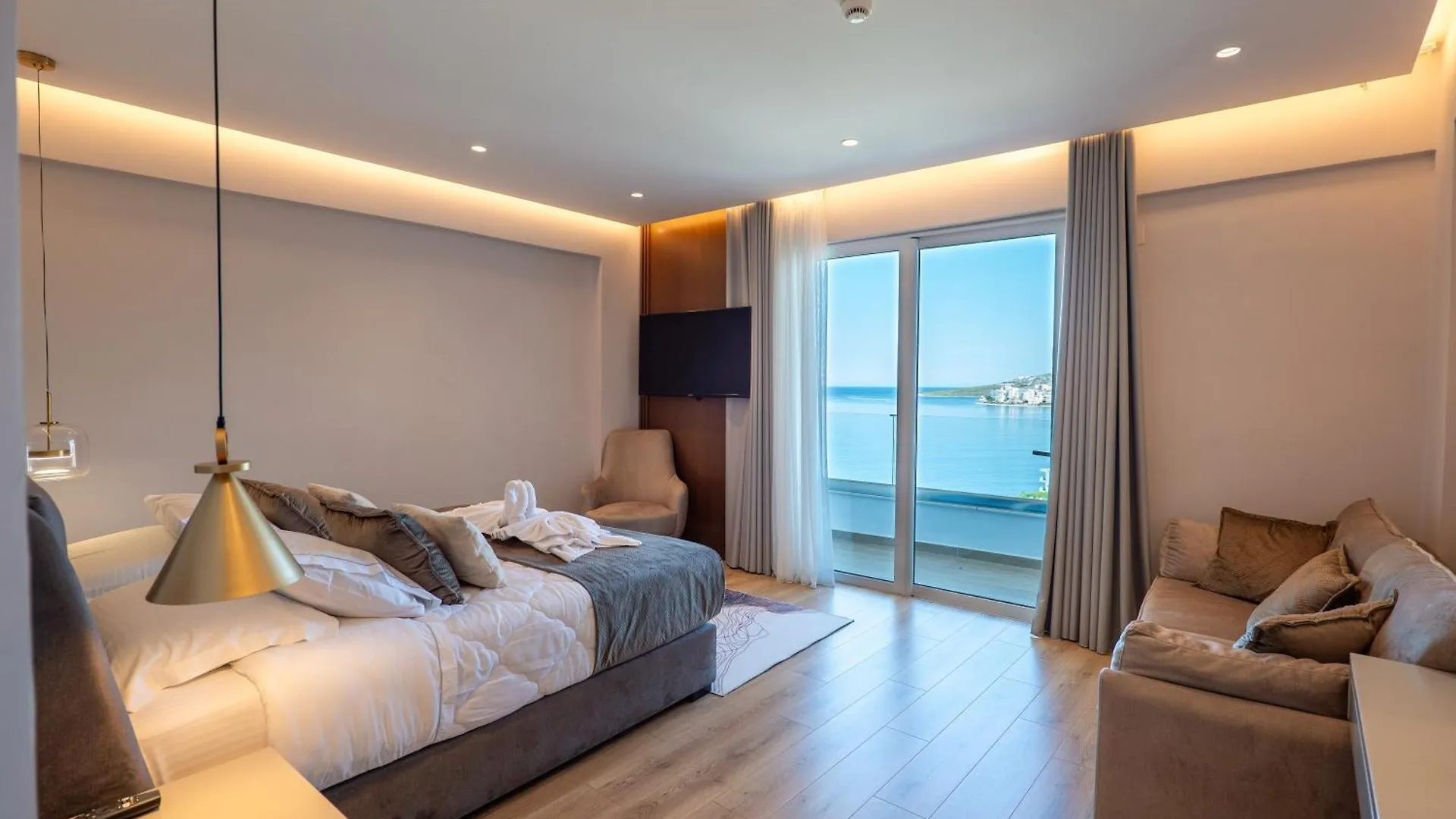 Hotel Oasis Sarandë