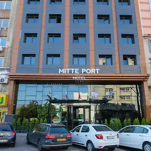 Mitte Port Hotel Esmirna